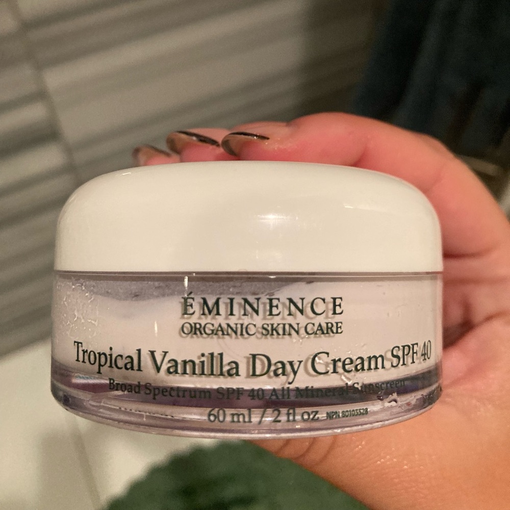 NEW Eminence Tropical Vanilla Cream SPF 40